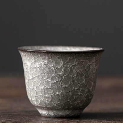 Longquan Celadon Ge Kiln Black Ice Crack Tea Cup and Tea Bowl